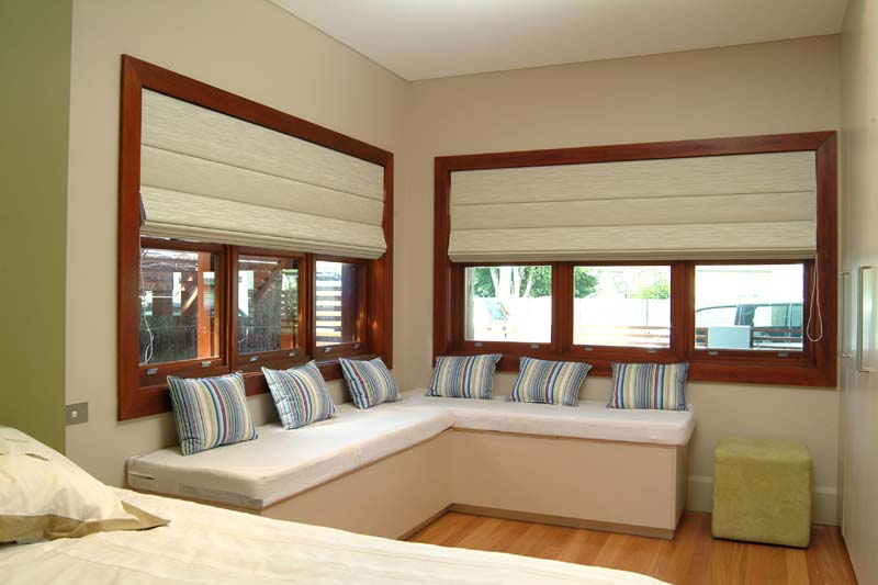 Helioscreen roman blinds