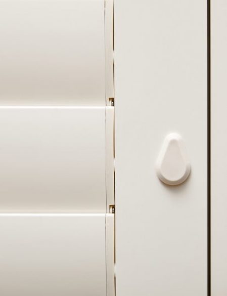 Locking Plantation Shutters 2 – Classic Blinds-min Locking Plantation Shutters 2